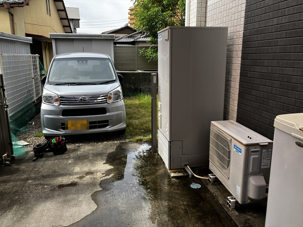 施工前（2010年製エコキュート）