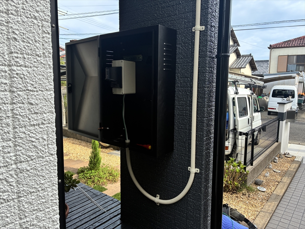 コンセント取付
