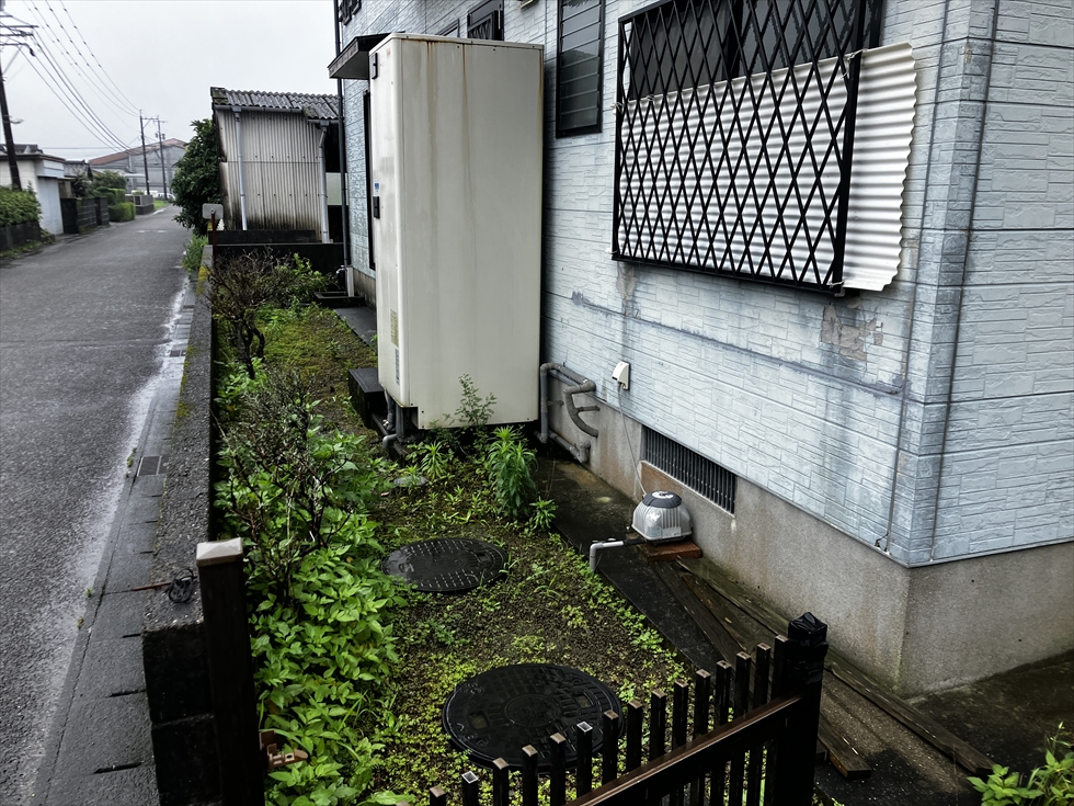 施工前(2007年製電気温水器)