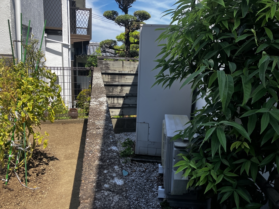 施工前の三菱エコキュート SRT-HPT37W7
