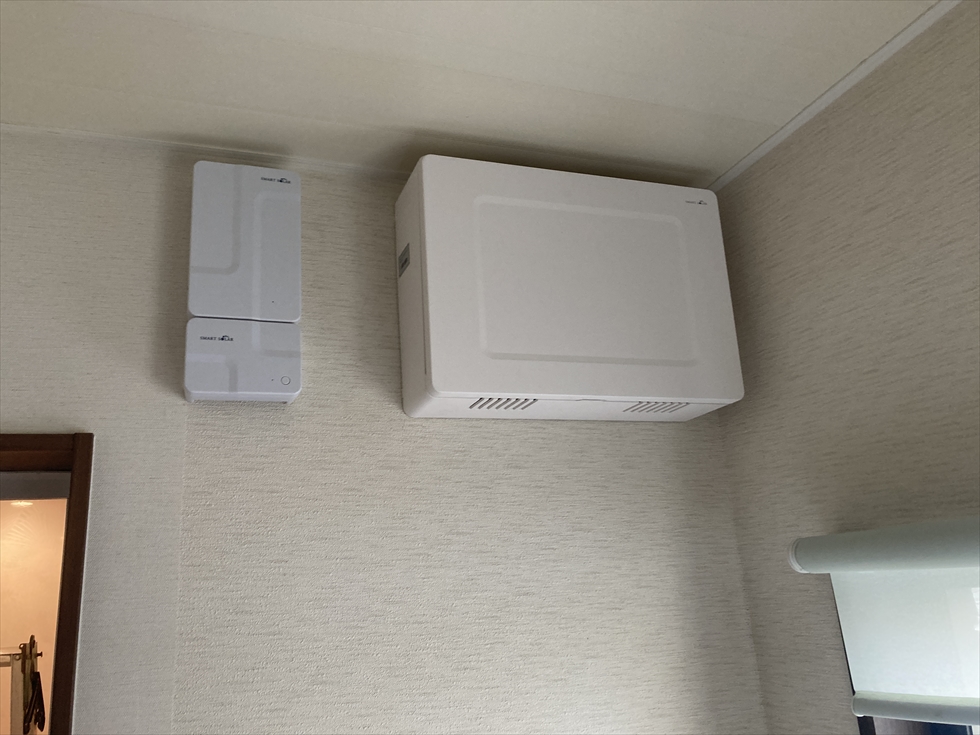 施工後(停電時も家中の電気が使える全負荷型ハイブリッド蓄電システムのスイッチボックス)