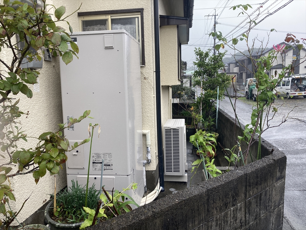 施工後(給湯専用からフルオート化工事と補助金12万円を活用して設置された三菱の最新型エコキュート SRT-S377)