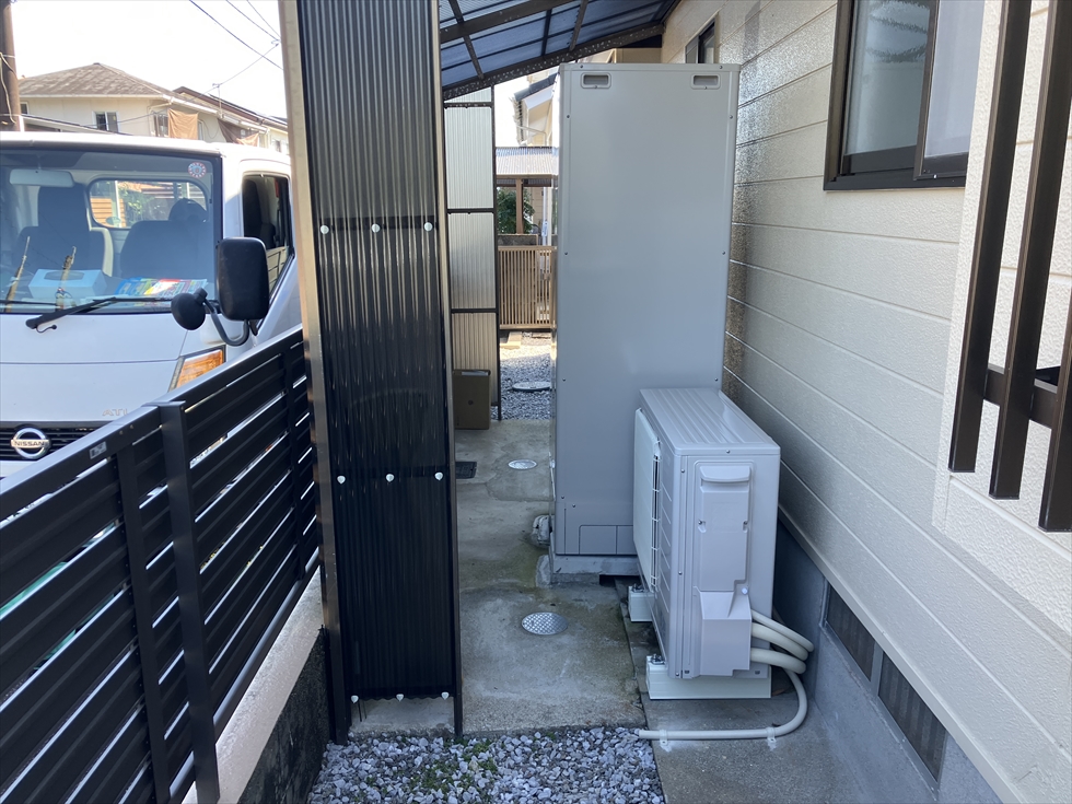 居住人数の変化に合わせて460Lから370Lへサイズダウンし半日で設置された三菱の最新型フルオートエコキュート(SRT-S777)